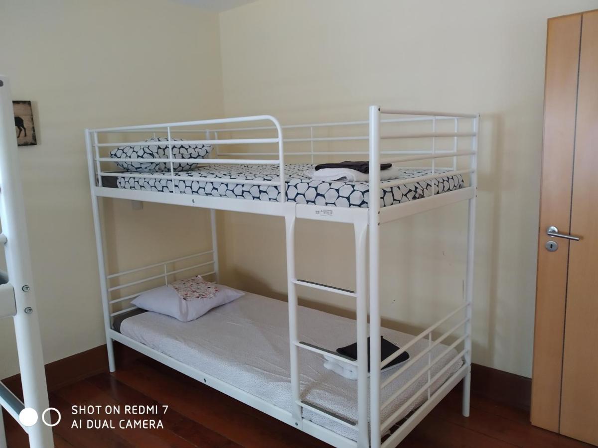 Casa Amarela Hotel Marinha Grande Kültér fotó